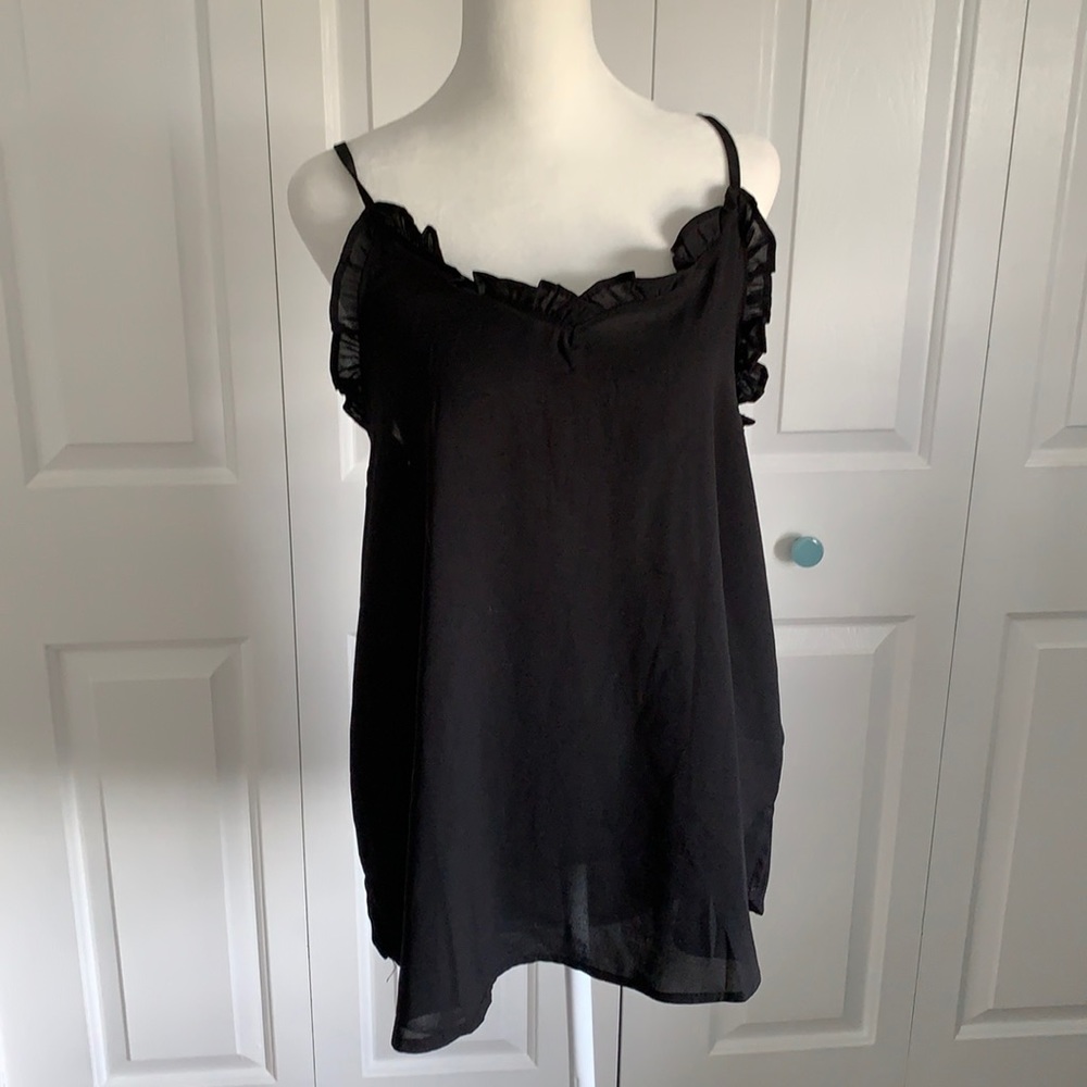 Adjustable ruffle tank size Medium.